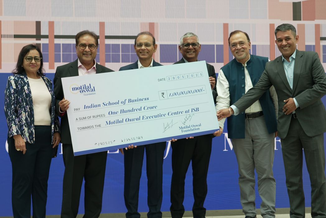 ISB Receives Largest Philanthropic Contribution From Motilal Oswal Foundation